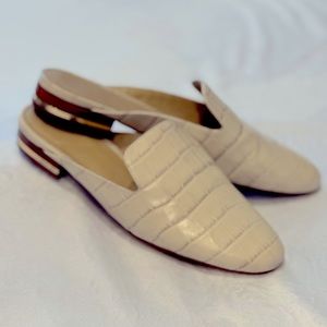 MICHAEL KORS | Natasha Mules | Crocodile Embossed Leather Women’s Size 8M | EUC